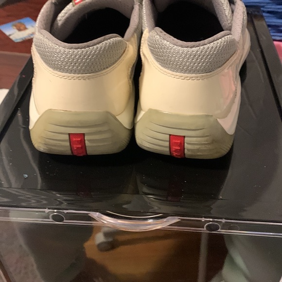 - Prada Shoes - Picture 4 of 7